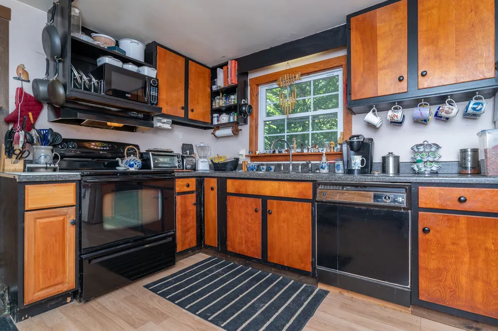 26 Highland Street Dover NH 03820
