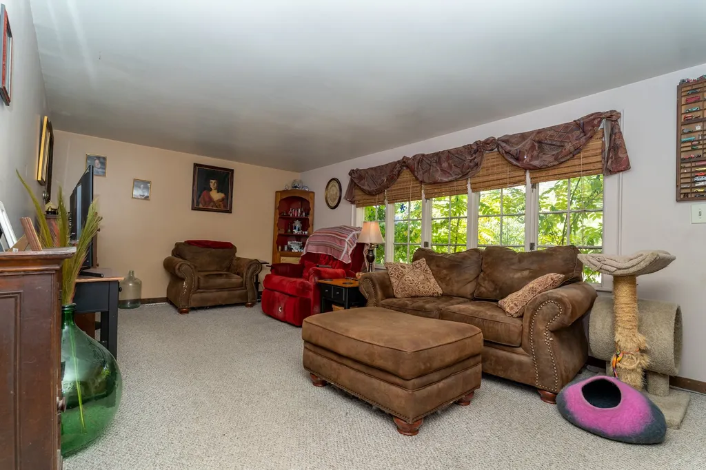 26 Highland Street Dover NH 03820