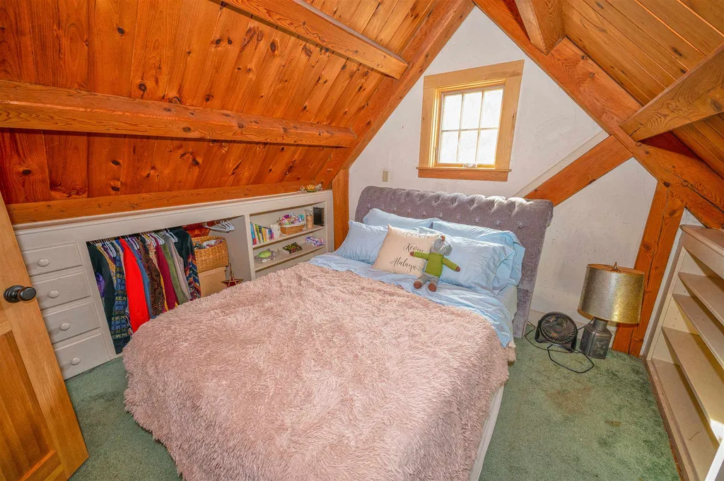 115 Eagle Peak Road Brookfield VT 05036