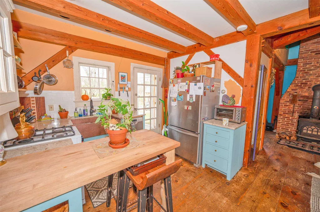 115 Eagle Peak Road Brookfield VT 05036