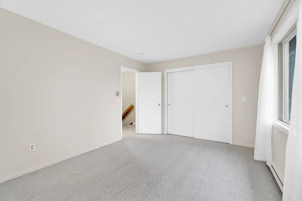 35 Overlook Drive South Burlington VT 05403