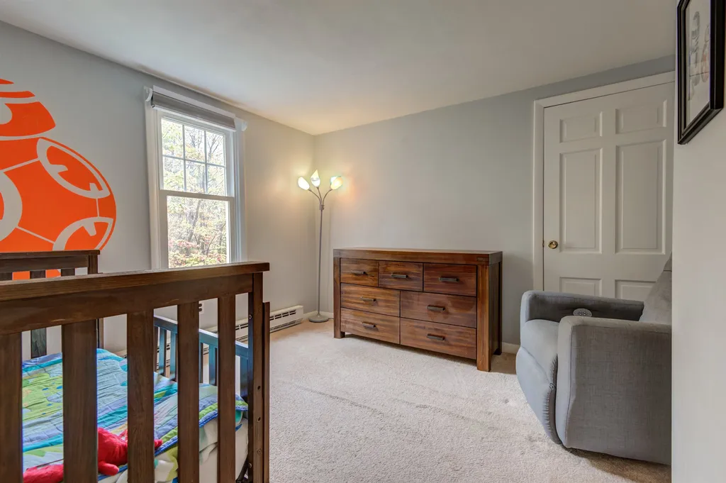 22 Lakeview Drive Wolfeboro NH 03894