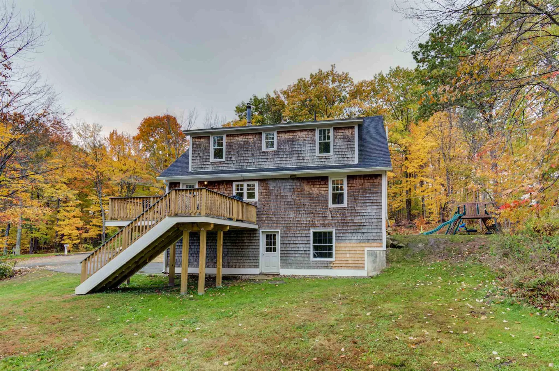 22 Lakeview Drive Wolfeboro NH 03894