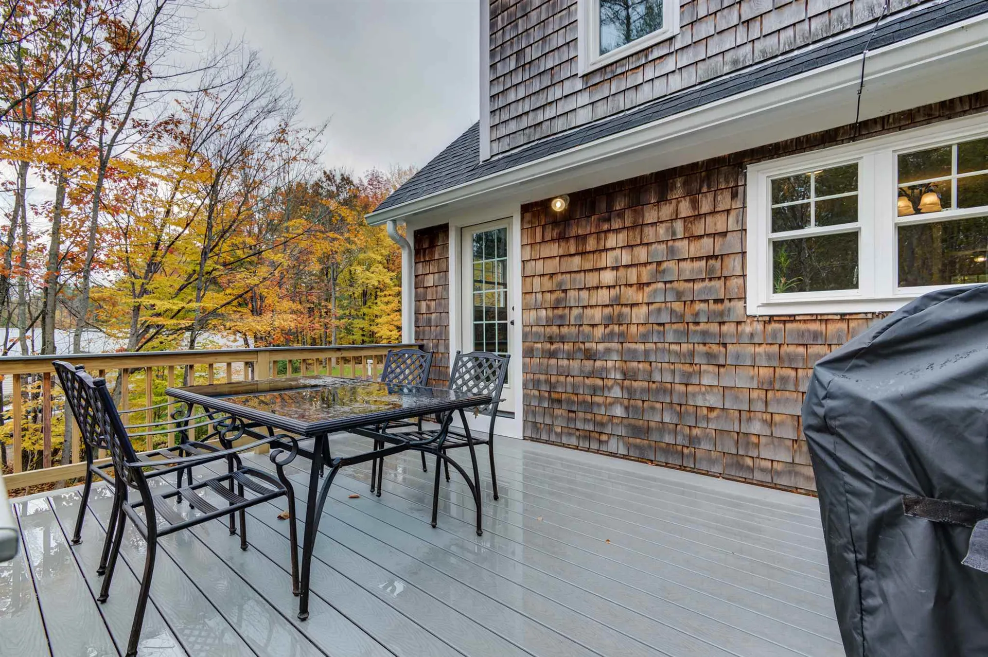22 Lakeview Drive Wolfeboro NH 03894