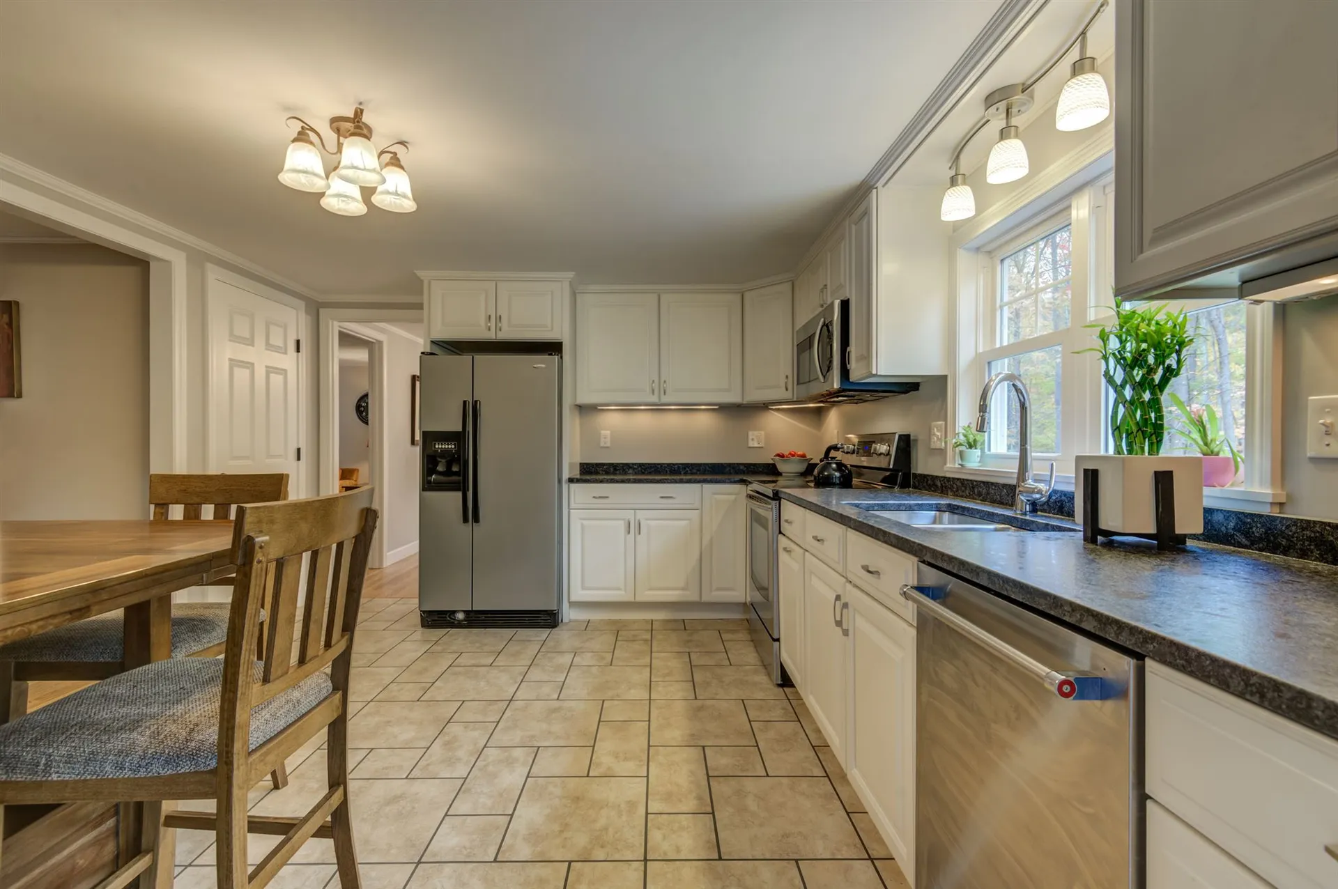 22 Lakeview Drive Wolfeboro NH 03894