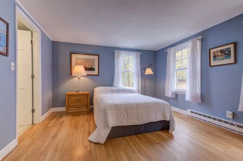 22 Lakeview Drive Wolfeboro NH 03894