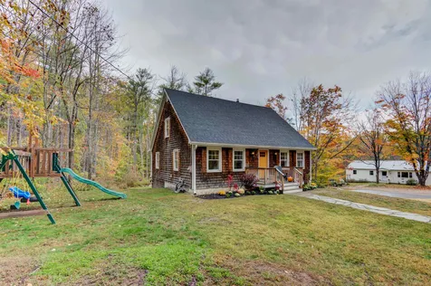 22 Lakeview Drive Wolfeboro NH 03894