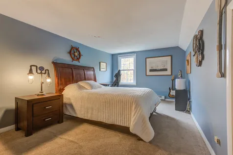 22 Lakeview Drive Wolfeboro NH 03894