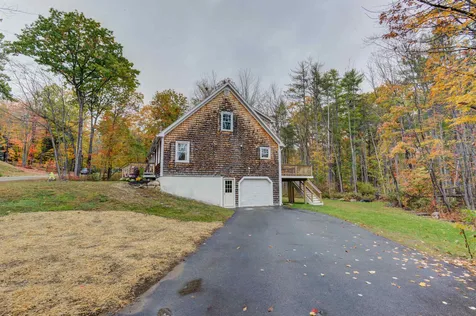 22 Lakeview Drive Wolfeboro NH 03894
