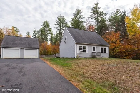 21 Holly Lane Farmington NH 03835