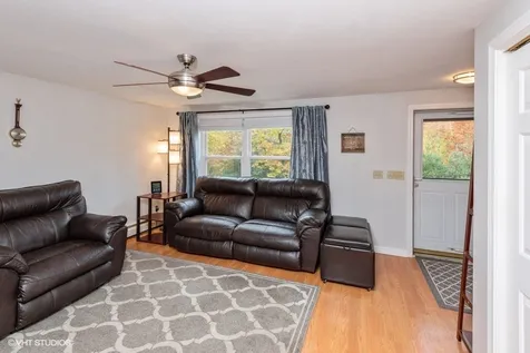 21 Holly Lane Farmington NH 03835