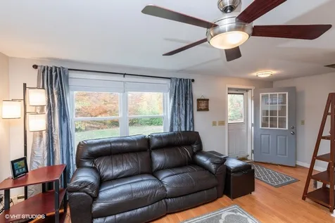 21 Holly Lane Farmington NH 03835