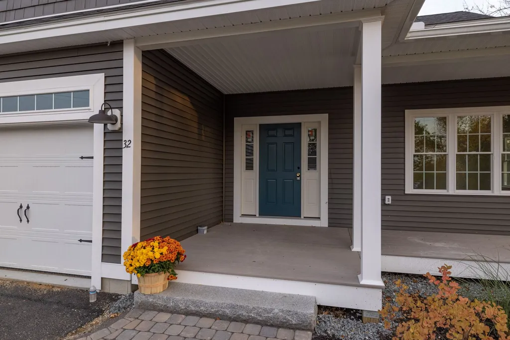 32 Rockingham Avenue Portsmouth NH 03801