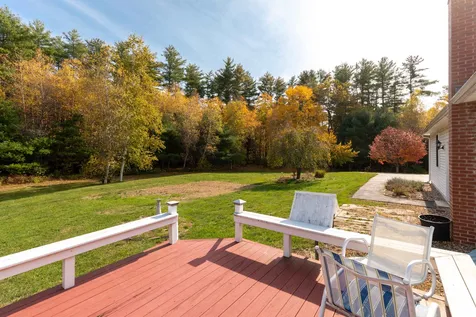 21 Thunder Road Fremont NH 03044