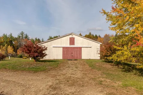 21 Thunder Road Fremont NH 03044