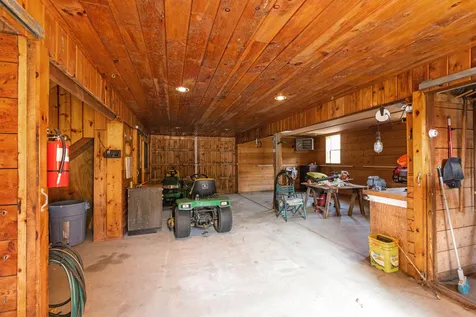 21 Thunder Road Fremont NH 03044