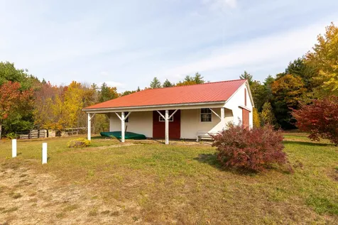21 Thunder Road Fremont NH 03044