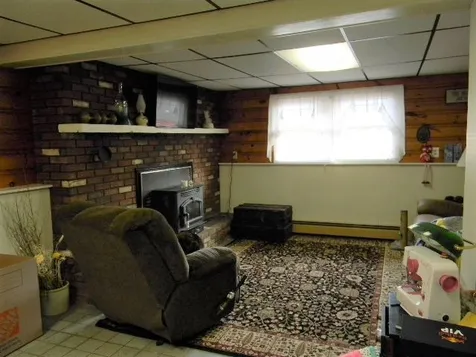 16 Elwood Road Londonderry NH 03053
