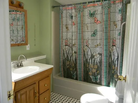 16 Elwood Road Londonderry NH 03053