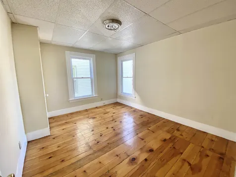 339 Spruce Street Manchester NH 03103