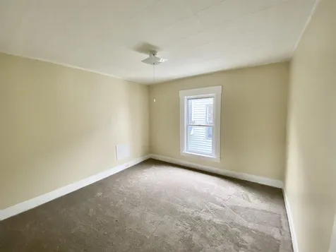 339 Spruce Street Manchester NH 03103