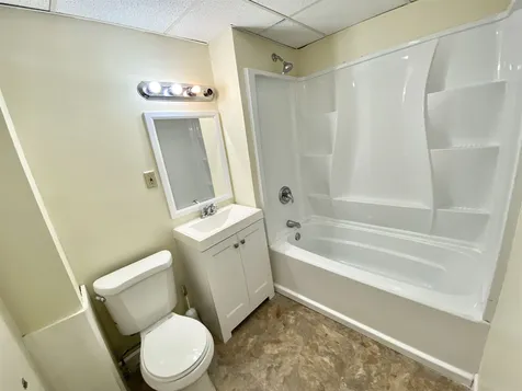 339 Spruce Street Manchester NH 03103