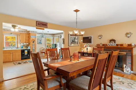 21 Woodlawn Avenue Atkinson NH 03811