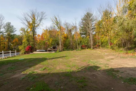104 Litchfield Road Londonderry NH 03053