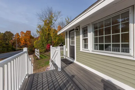 104 Litchfield Road Londonderry NH 03053