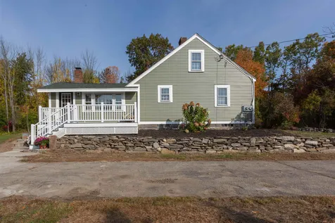 104 Litchfield Road Londonderry NH 03053