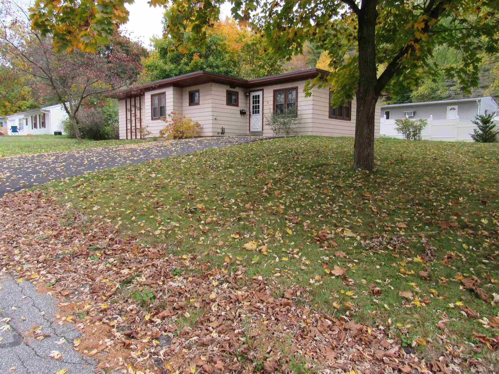 30 Hillside Avenue Keene NH 03431
