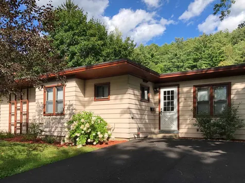30 Hillside Avenue Keene NH 03431