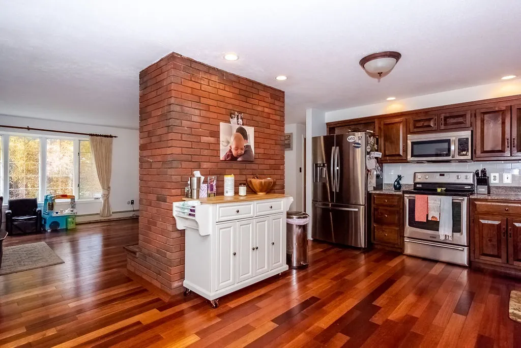 96 Bagdad Road Durham NH 03824