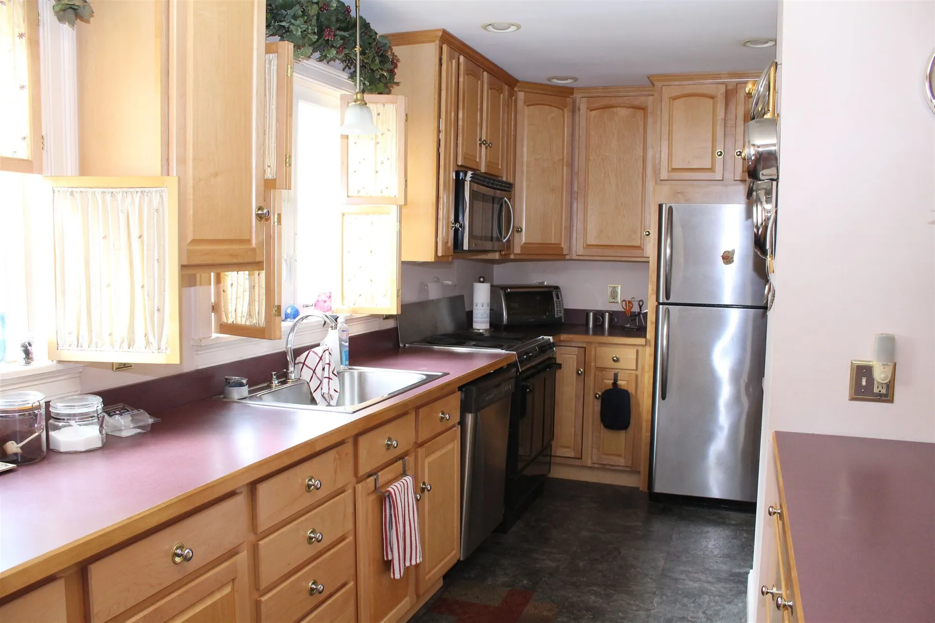356 Hanover Street Manchester NH 03104