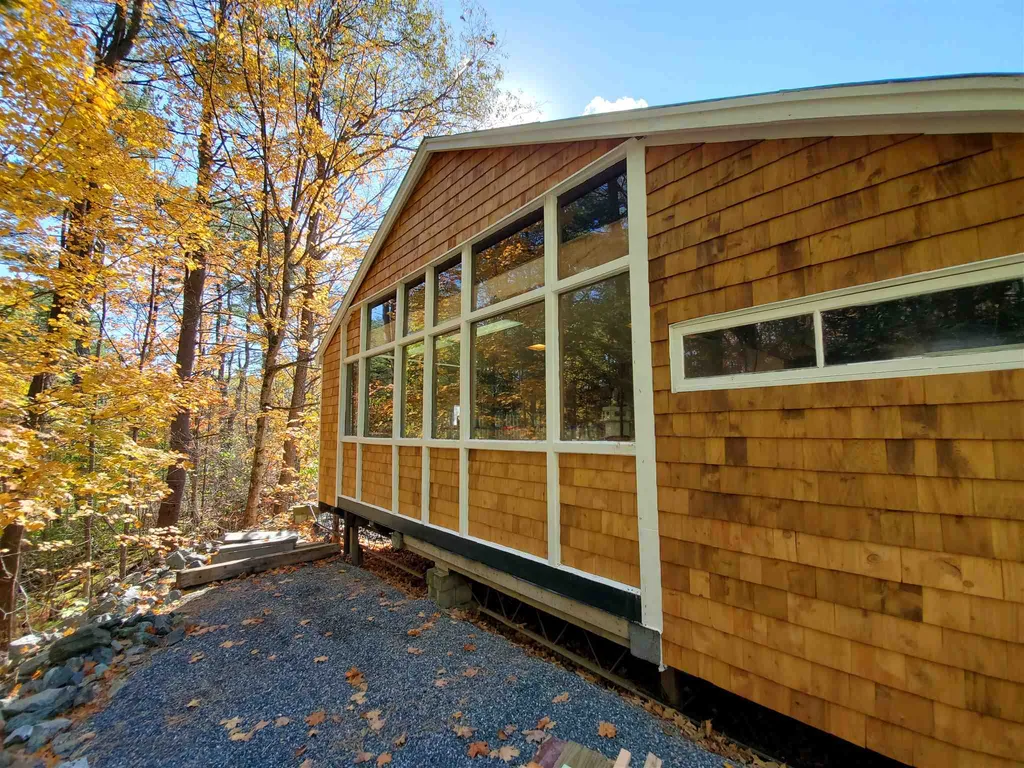 117 Livingstone Lodge Road Enfield NH 03748