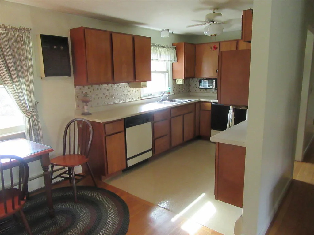 639 Silver Street Rollinsford NH 03869
