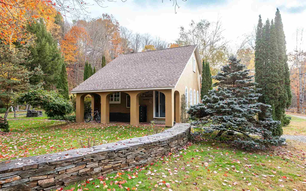 830 Morningside Lane Charlestown NH 03603