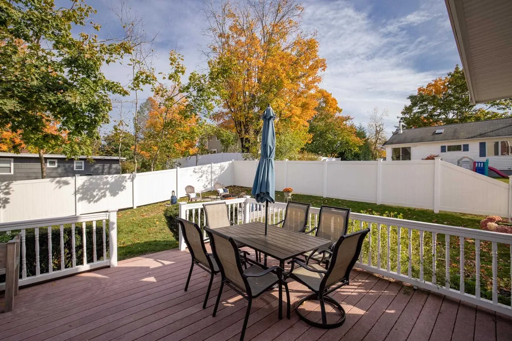 48 Meadow Lane Greenland NH 03840