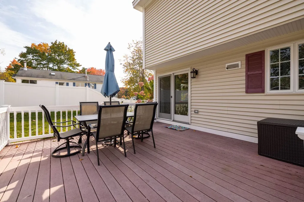 48 Meadow Lane Greenland NH 03840