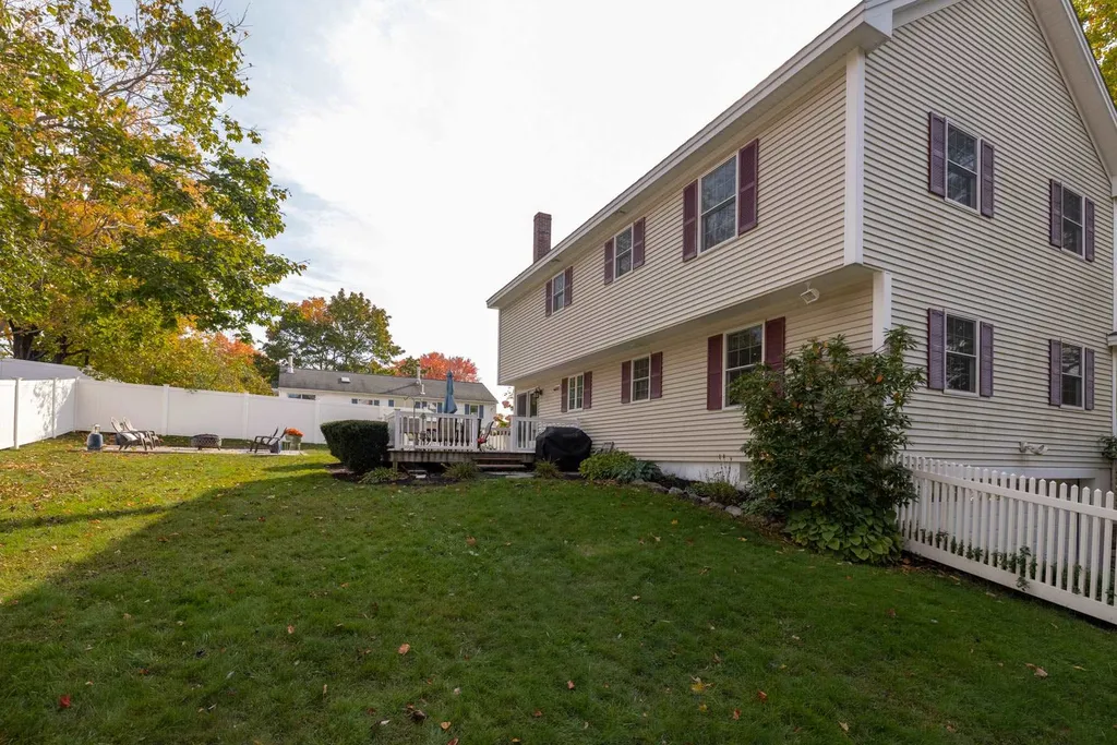 48 Meadow Lane Greenland NH 03840