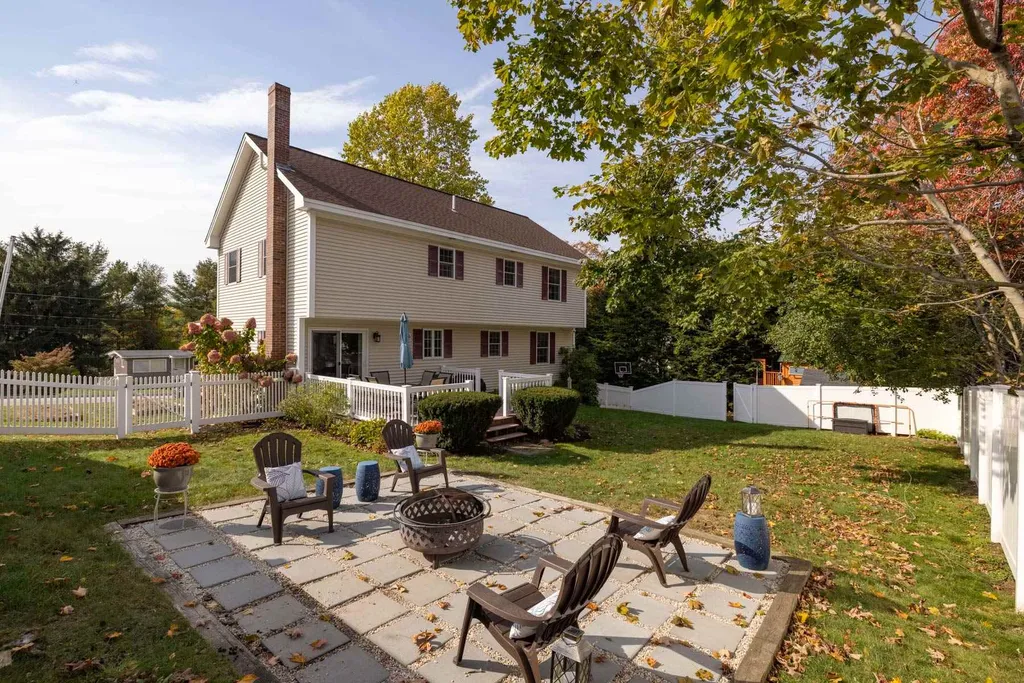 48 Meadow Lane Greenland NH 03840