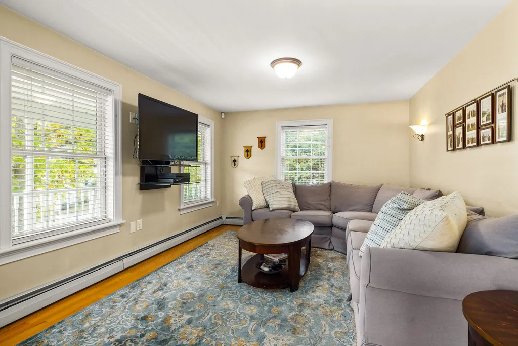 48 Meadow Lane Greenland NH 03840