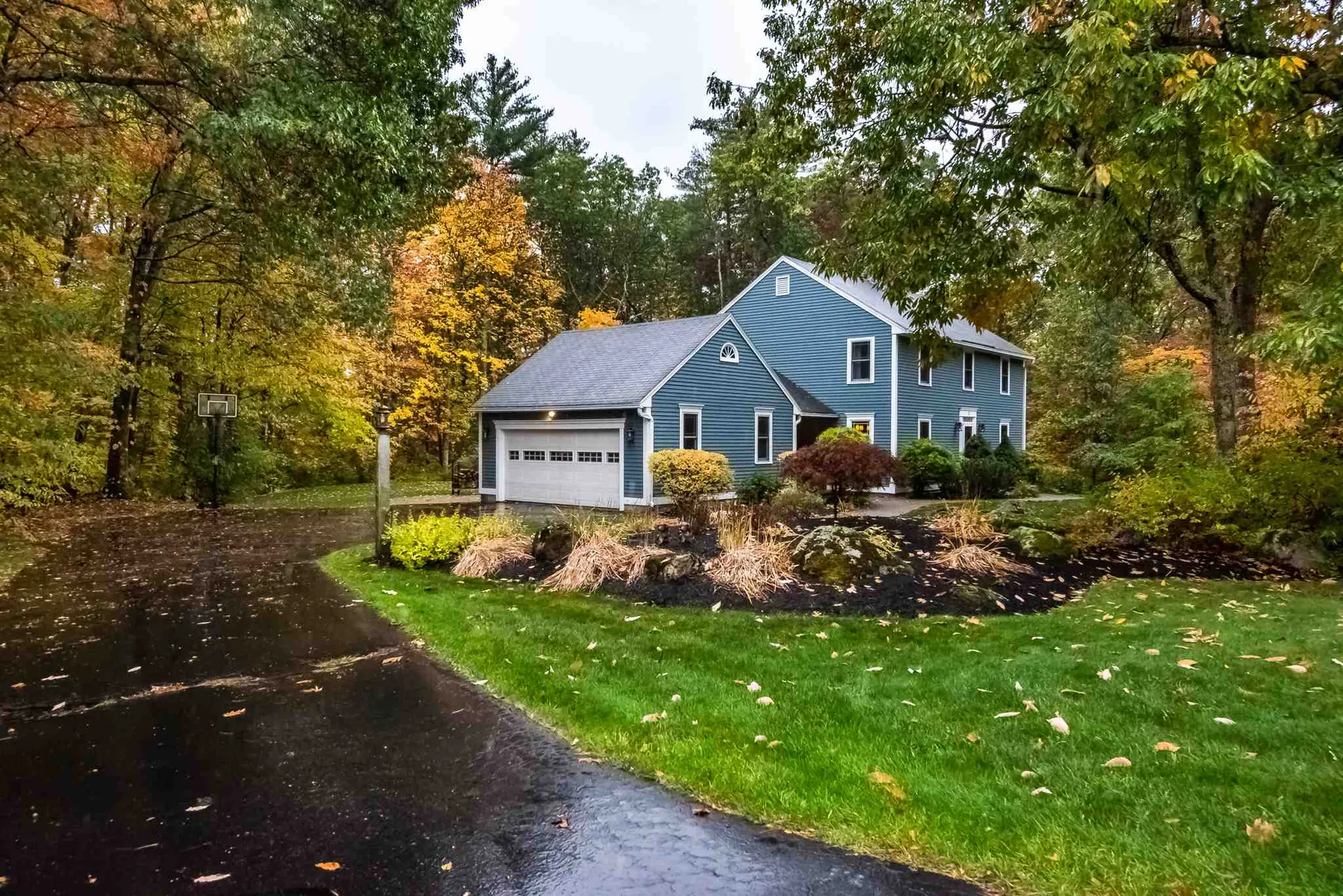 3 Ledgewood Road Bedford NH 03110