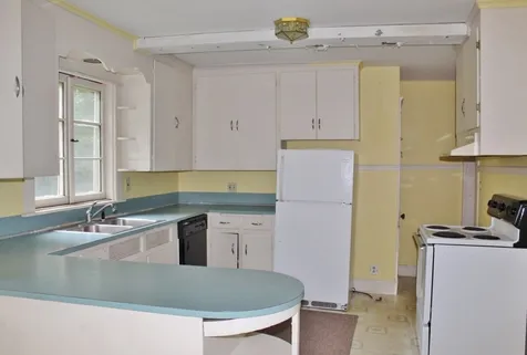 157 Summer Street Springfield VT 05156