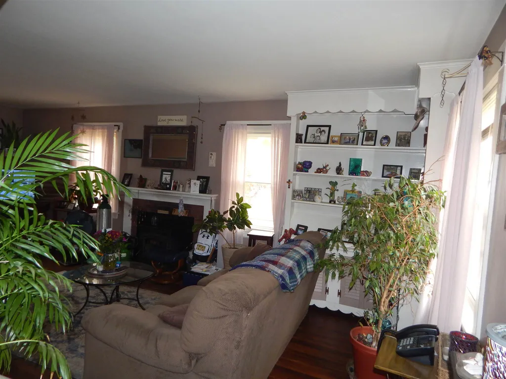 16 Enright Avenue Windsor VT 05089