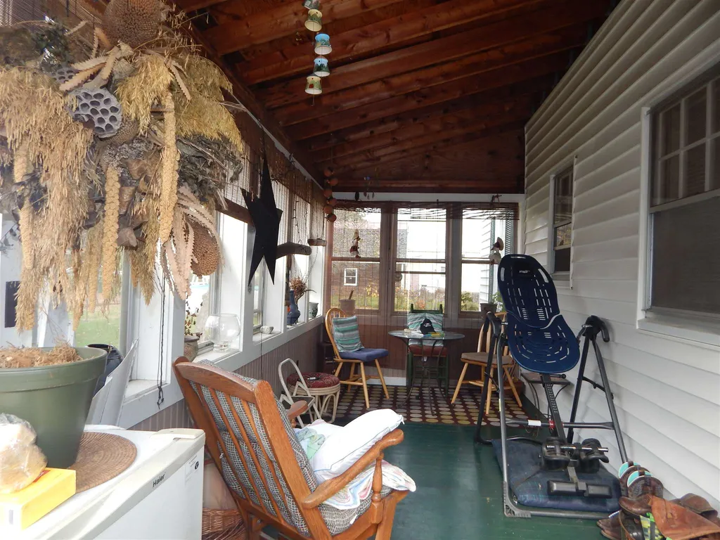 16 Enright Avenue Windsor VT 05089