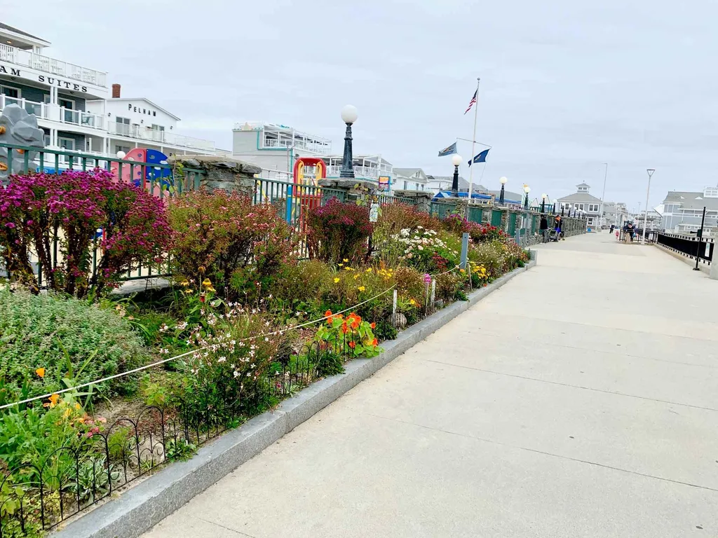 13 G Street Hampton NH 03842