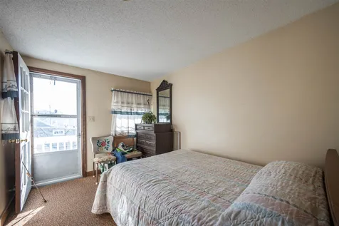 13 G Street Hampton NH 03842
