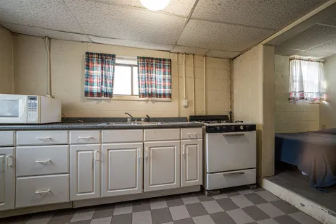 13 G Street Hampton NH 03842