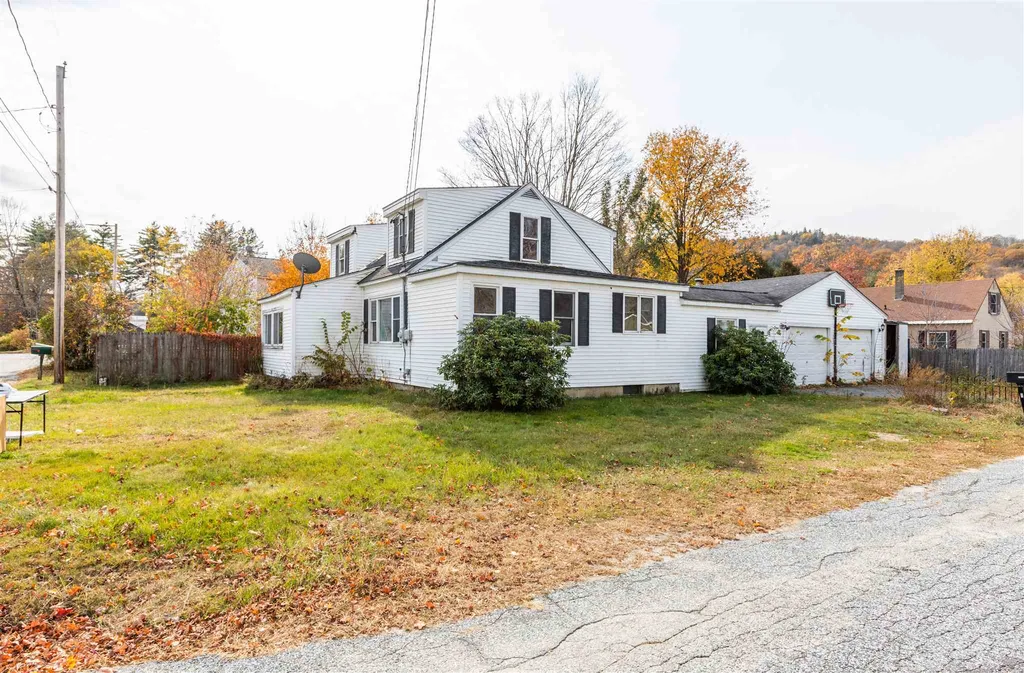 28 Maria Avenue Claremont NH 03765
